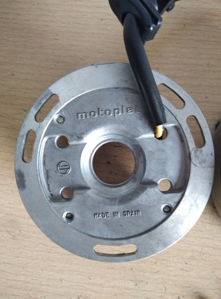 Volante Magnético Electrónico Derbi Variant
