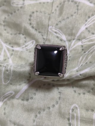 Anillo de Plata de Ley 925 con Piedra Negra