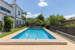 Chalet en venta en Otura