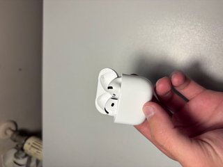 Apple AirPods
