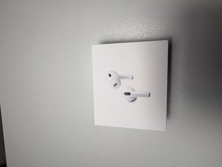 Apple AirPods