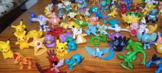 Gran lote 115 antiguas Figuras Pokémon Kid