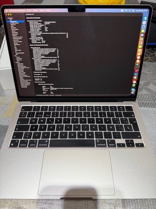MacBook Air 13,6” M3 Plata
