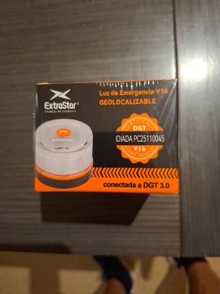 Luz Emergencia V16 Homologada  Nueva a estrenar