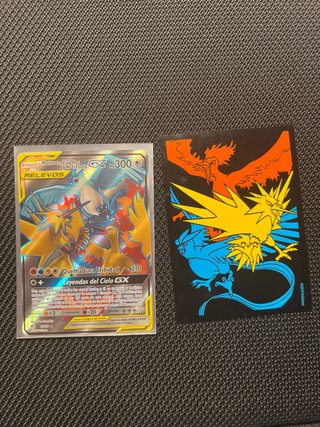 Carta Pokémon Moltres, Zapdos y Articuno GX