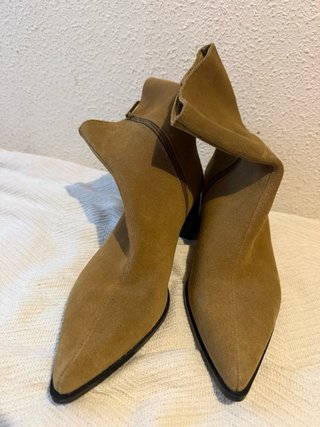 Botines de Ante Zara Marrones y Negros