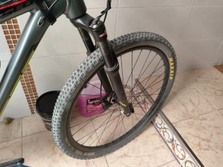 Bicicleta de Montaña Scott 980 com tija automática