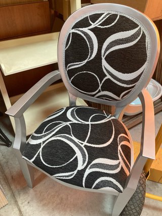Silla con Estructura madera y Tapizado