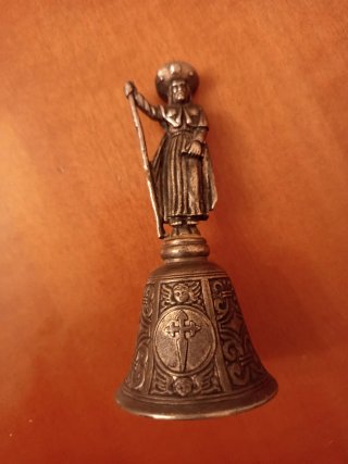 Campana de mesa decorada