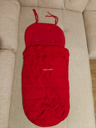 Saco de invierno Maclaren rojo