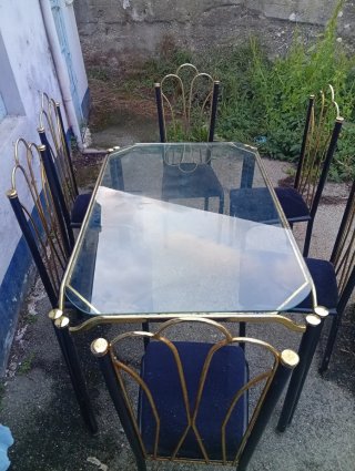 Mesa de Salón con Sobre de Cristal