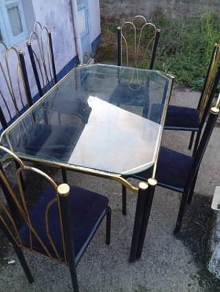 Mesa de Salón con Sobre de Cristal