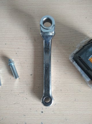 Biela izq y pedales Derbi Variant y Vespino