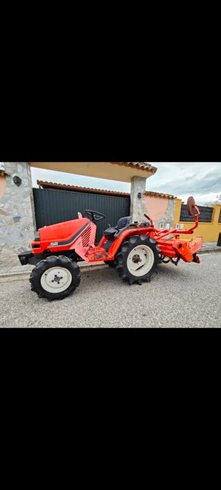 Mini tractor B52 Kubota