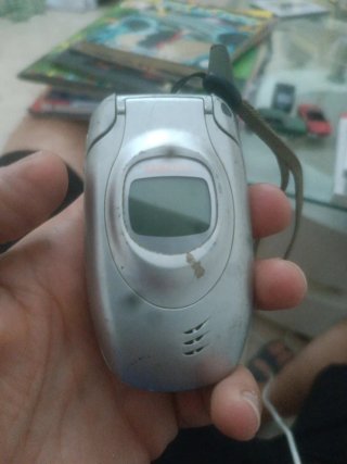 Samsung T100 Conchiglia 2002 da testare