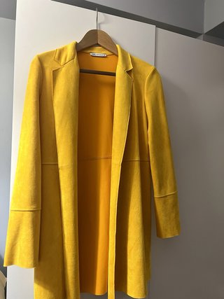 Abrigo Largo Efecto Ante Zara Amarillo