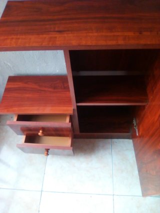 Mueble de entrada de madera
