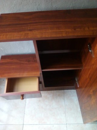 Mueble de entrada de madera