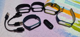 Xiaomi Mi Band 3 con correas
