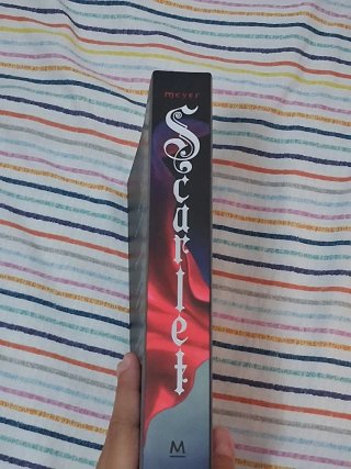 Cinder Scarlet Cress Crónicas Lunares Meyer