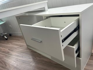Escritorio en L Blanco con Cajonera