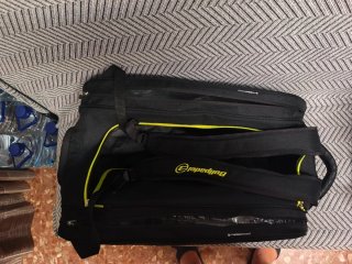 Paletero Bullpadel Advance Negro