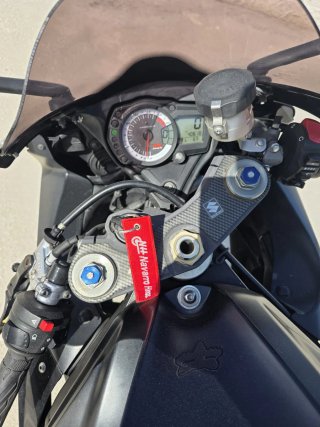 Suzuki GSX 600 R Negra
