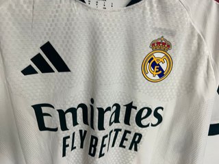 Camiseta Real Madrid Bellingham 5 Adidas Talla M