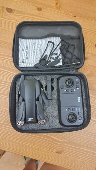 Drone IOLA con control remoto y manual