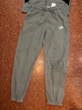 Chándal Nike Talla XL Niño Gris y Negro