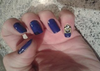 Servicio de manicura y pedicura.