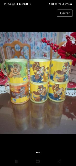 Set de 6 Tazas de Plástico Nesquik