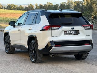 Toyota RAV4 2021