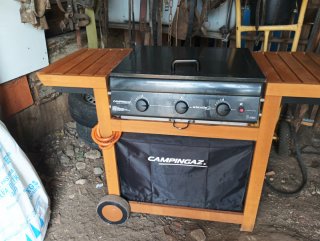 Barbacoa Campingaz Adelaide 3