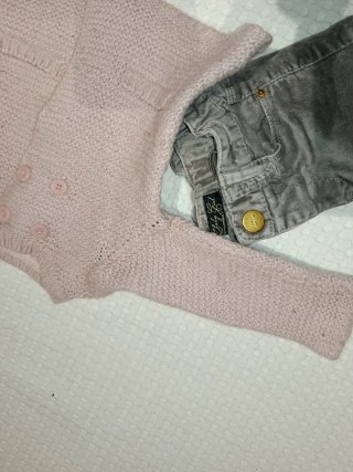 Pantalón pana Zara talla 9-12 meses