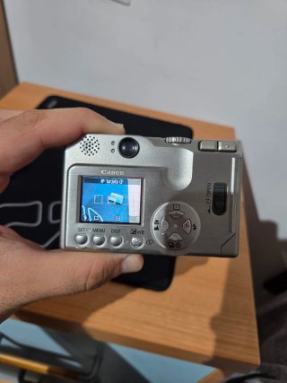 Camara Canon Digital IXUS 330 Plata