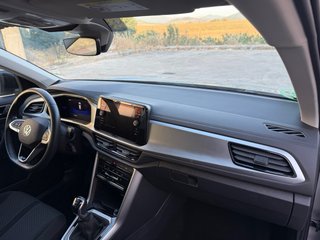 Volkswagen T-Roc 2023
