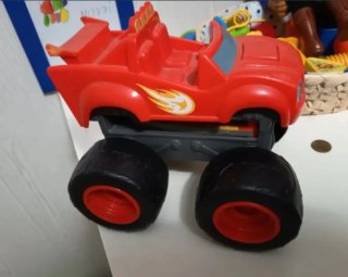Coche Blaze Monster Machines Rojo Gigante