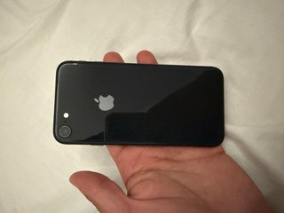 iPhone 8 64gb 75% batteria