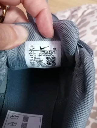Zapatillas Nike P6000 Grises y Plateadas