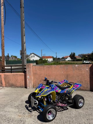Suzuki LTZ 400
