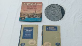 Tocadiscos-Maletín vintage Dual / Lavis 121