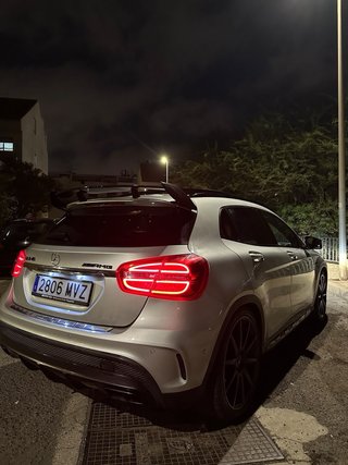 Mercedes-Benz GLA 45 2015