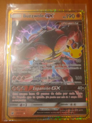 Carta Pokémon Buzzwole GX 25 Aniversario
