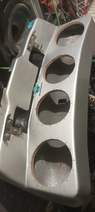 Cajón para Equipo de Música