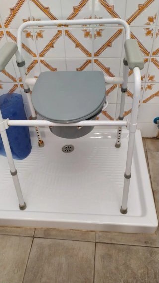Estructura de baño para discapacitados SE REGALA
