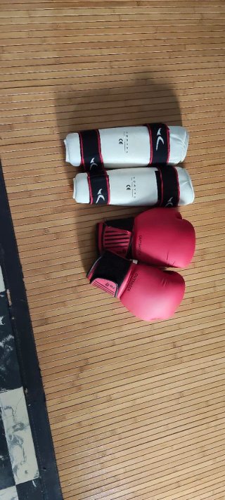 Guantes de boxeo Outshock 8oz