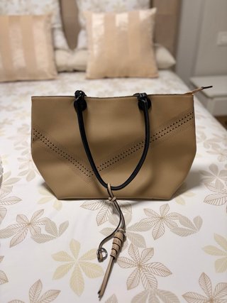 Bolso beige,