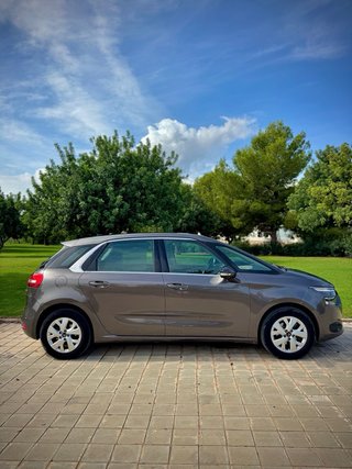 Citroen C4 Picasso 2015 / 147,66€/MES