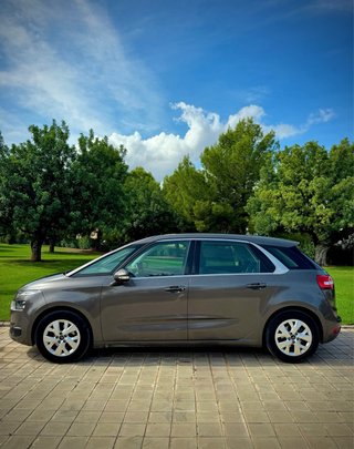 Citroen C4 Picasso 2015 / 147,66€/MES